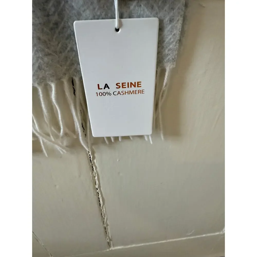 La Seine Fringed Cashmere Scarf Light Gray Herringbone Print